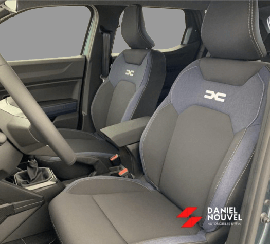 EXPRESSION MILD HYBRID 130 4X4 EXPRESSION MILD HYBRID 130 4X4