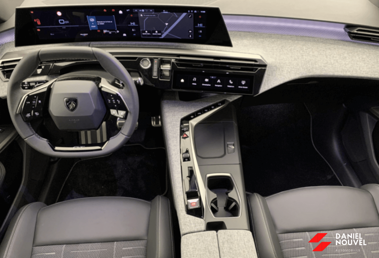 GT HYBRID 136 E-DCS6 7places