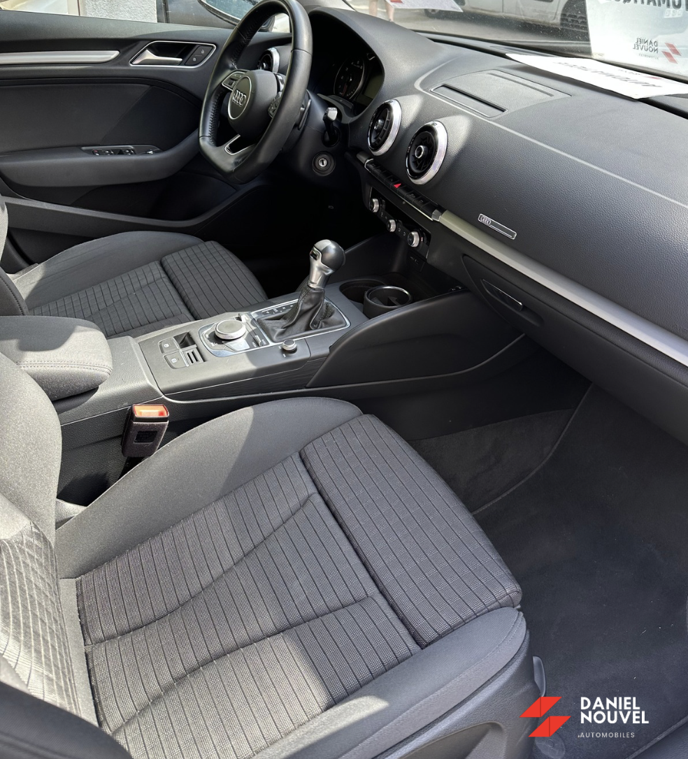 Sportback 35 TFSI 150ch S Line Sportback 35 TFSI 150ch S Line