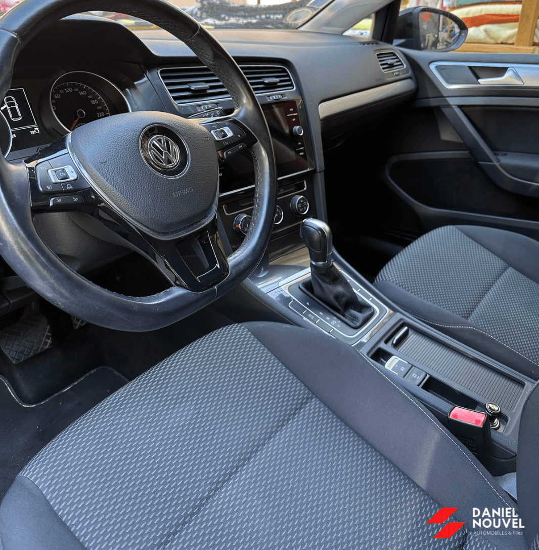 Trendline 1.6 TDI DSG7 Trendline 1.6 TDI DSG7