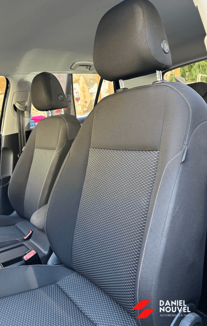 Trendline 1.6 TDI DSG7 Trendline 1.6 TDI DSG7