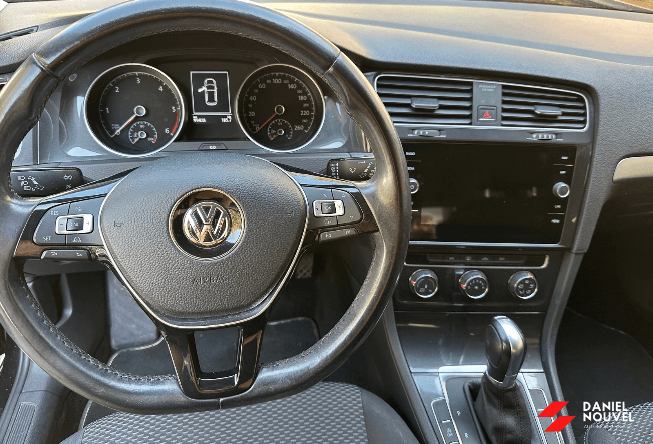 Trendline 1.6 TDI DSG7 Trendline 1.6 TDI DSG7