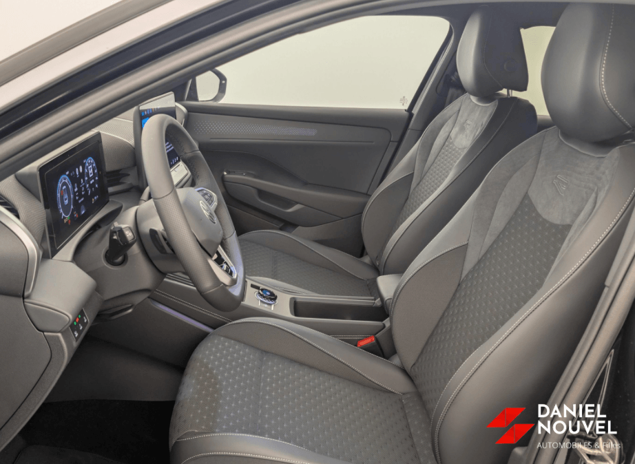 Nouveau R-LINE HYBRID 150 CH DSG7 