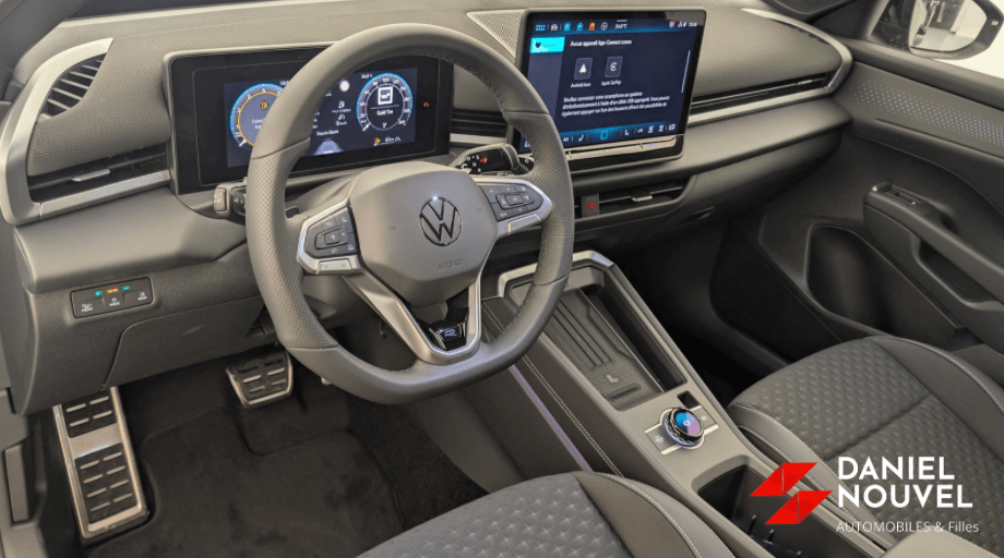 Nouveau R-LINE HYBRID 150 CH DSG7 