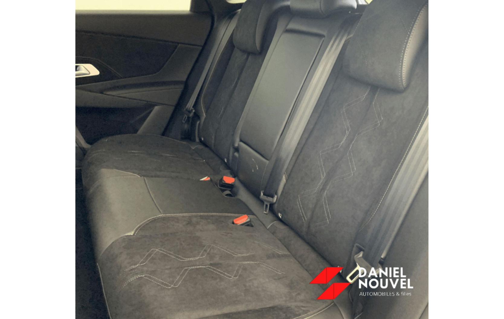 PALLAS 130ch Blue HDi EAT8 PALLAS 130ch Blue HDi EAT8